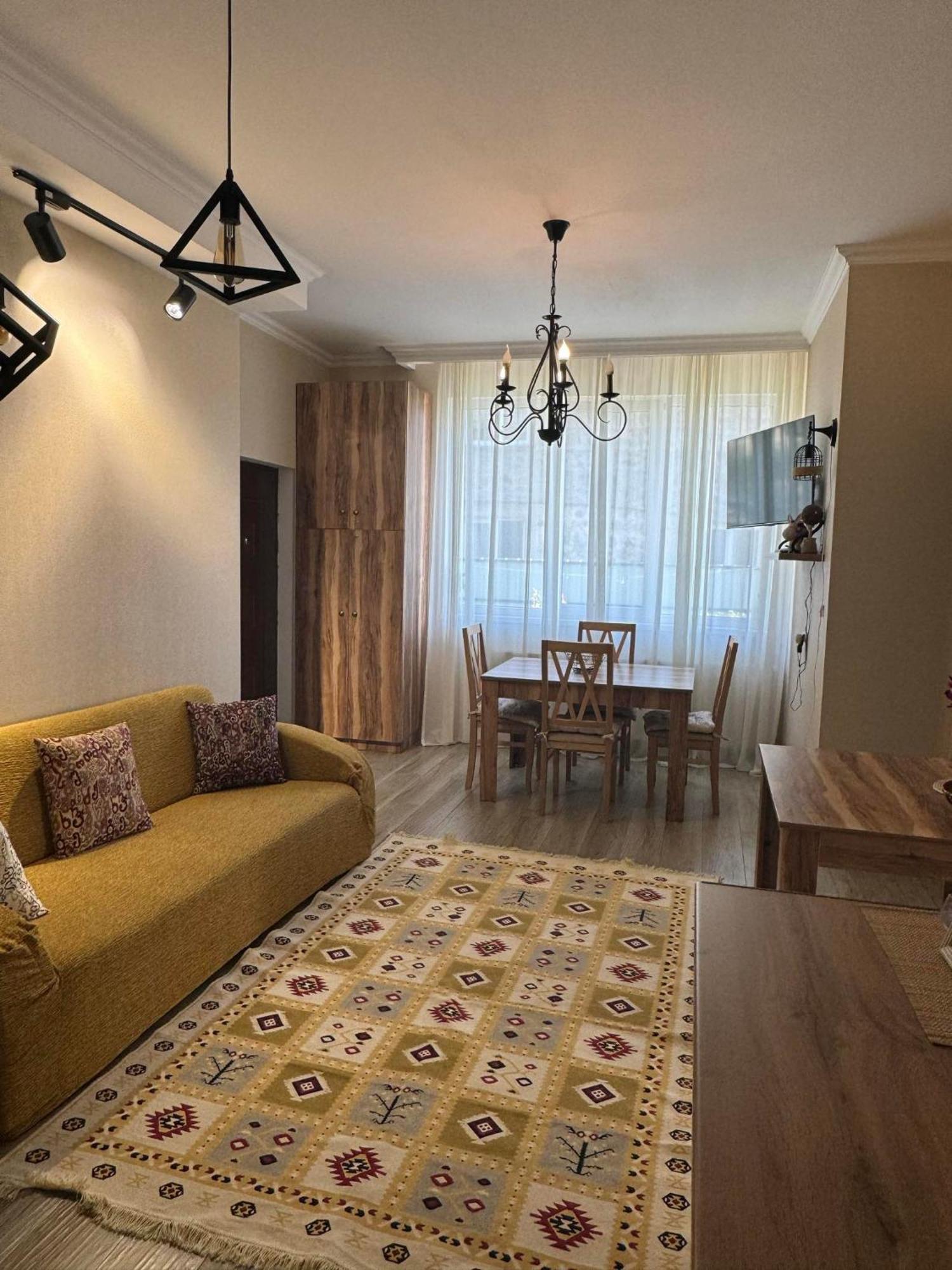 Baqari Inn Kazbegi Extérieur photo
