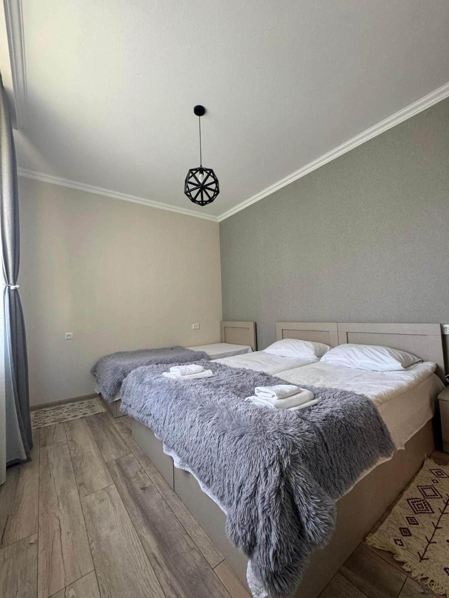 Baqari Inn Kazbegi Extérieur photo