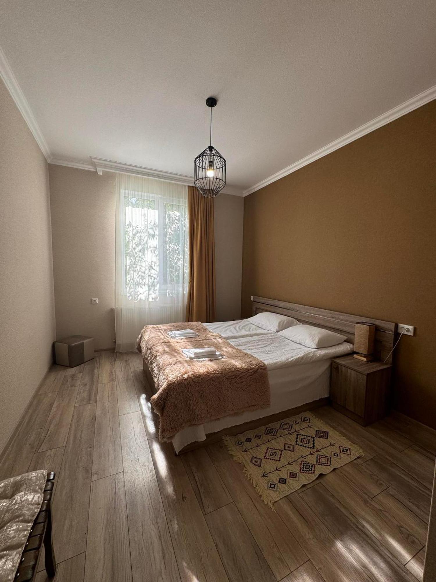 Baqari Inn Kazbegi Extérieur photo