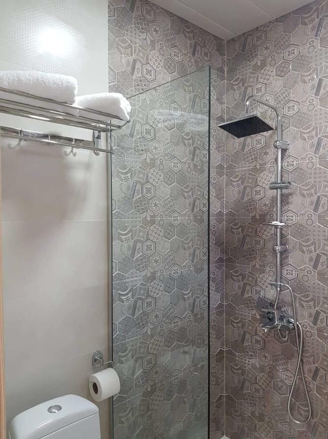 Baqari Inn Kazbegi Extérieur photo